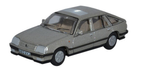 Oxford Diecast 76CAV001 1:76/OO Gauge Vauxhall Cavalier Champagne Platinum