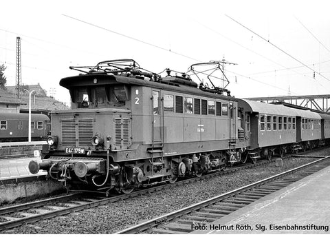 Piko 51190 HO Gauge Expert DB E44 W Electric Locomotive III
