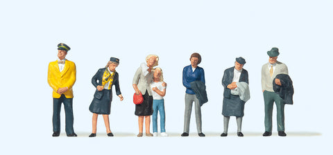 Preiser 10382 HO/OO Gauge Passengers (5) and Stewards (2) Exclusive Figure Set