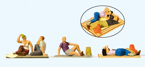 Preiser 10618 HO/OO Gauge Taking a Rest (5) Exclusive Figure Set