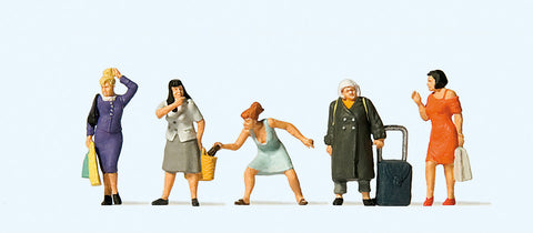 Preiser 10665 HO/OO Gauge Doing the Shopping (5) Exclusive Figure Set