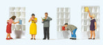 Preiser 10675 HO/OO Gauge At the Bookstore (5) Exclusive Figure Set