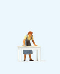 Preiser 28134 HO/OO Gauge Housewife Cleaning the Table Figure