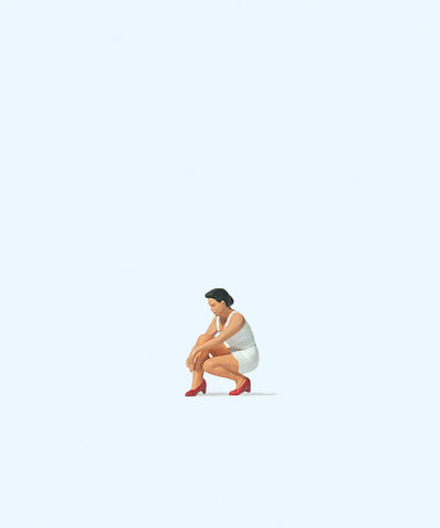 Preiser 28228 HO/OO Gauge Woman Putting on her Shoe Figure