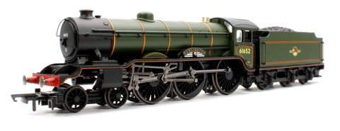 Hornby R30433 OO Gauge RailRoad BR Late B17 Darlington 61652