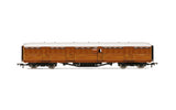 Hornby R4830A OO Gauge LNER, 61'6" Gresley Full Brake Coach, 4247 - Era 3