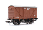 Hornby R60280 OO Gauge BR ex SR Box Van Cadbury B755320