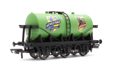Hornby R60308 OO Gauge Wensleydale Brewery Gamekeeper Tank Wagon