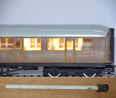 Train-Tech CL210 OO Gauge Automatic Coach Lighting Multipack Warm White B (2)