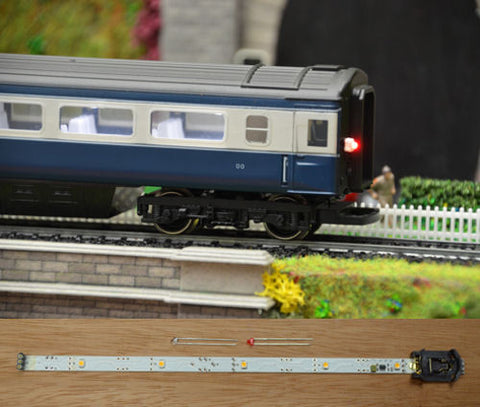 Train-Tech CL26 OO Gauge Automatic Coach Lighting Warm White/Flashing Tail