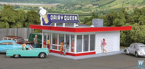 Walthers 933-3484 HO Gauge Vintage Diary Queen Kit