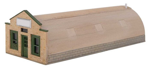 Walthers 933-3561 HO Gauge Converted Quonset Hut Kit