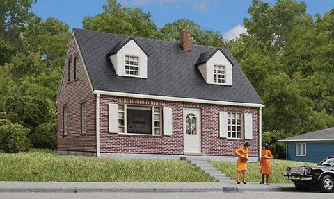 Walthers 933-3774 HO Gauge Brick Cape Cod House Kit