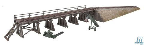 Walthers 933-4093 HO Gauge Coal Trestle Kit