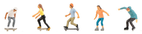 Faller 151652 HO/OO Gauge Skating/Skateboarding Figure Set