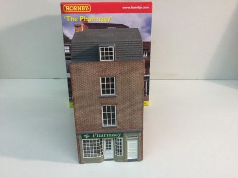 Hornby R9768 OO Gauge 'The Pharmacy'