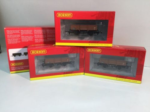 Hornby R6712 OO Gauge Triple Pack BR 5 Plank Open Wagons