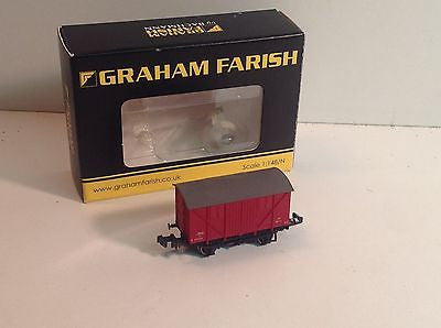 Graham Farish 373-740 N Gauge 10t Meat Van BR Crimson