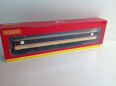 Hornby R4463C OO Gauge BR Mk2D Open Standard Intercity 5638