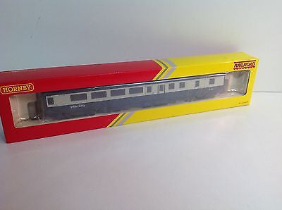 Hornby R4624 OO Gauge BR Mk2 Brake 2nd Blue/Grey M9501