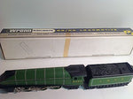 Wrenn W2209 OO Gauge Class A4 Golden Eagle LNER