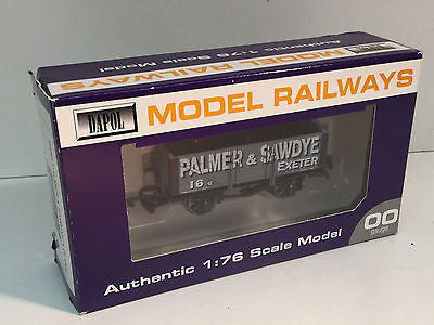 Dapol B595 OO Gauge 5 Plank Wagon Palmer & Sawdye, Exeter