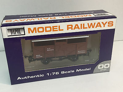 Dapol/Mid Hants OO Gauge Ale Wagon S2006 Medstead/Four Marks - Special Ed