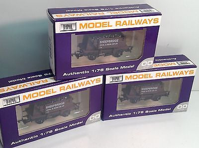 Dapol B607 OO Gauge Iron Ore Wagon Sheepbridge Coal & Iron Co x3