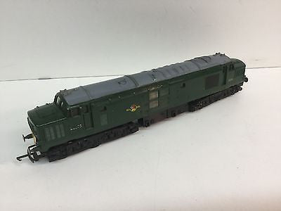 Triang R751 OO Gauge Class 37 No D6830 in BR Green