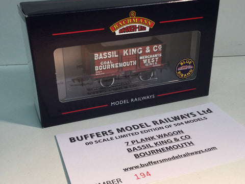 Bachmann/Buffers 37-100G OO Gauge 7 Plank Wagon Bassil King & Co, Bournemouth