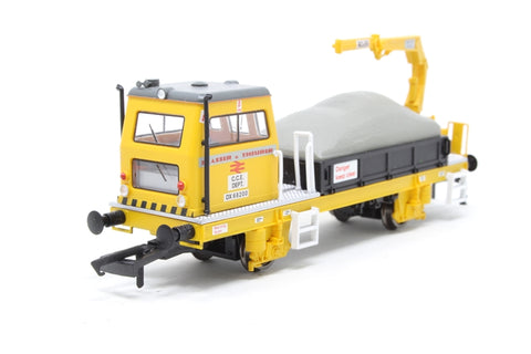 Bachmann 36-151 OO Gauge Plasser OWB10 Crane BR Departmental Yellow