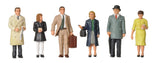 Bachmann 36-402 OO Gauge 1960/70s Standing Station Passengers Figures