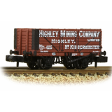 Graham Farish 377-092 N Gauge 7 Plank Wagon End Door 'Highley Mining Company Ltd.' Red