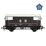 Bachmann 38-916 OO Gauge SE&CR 25T 'Dance Hall' Brake Van SR Brown