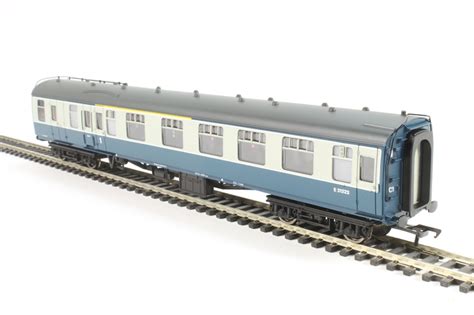 Bachmann 39-225A OO Gauge BR Blue/Grey Mk1 Brake Corr Comp Coach