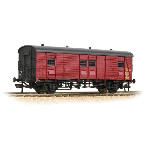 Bachmann 39-526A OO Gauge SR PMV Parcels & Miscellaneous Van BR Crimson