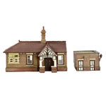 Graham Farish 42-090 N Gauge Sheffield Park Waiting Room