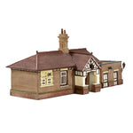 Graham Farish 42-090 N Gauge Sheffield Park Waiting Room