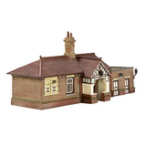 Graham Farish 42-090 N Gauge Sheffield Park Waiting Room