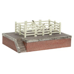 Bachmann 44-0128 OO Gauge Lucston Cattle Dock