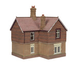 Bachmann 44-088C OO Gauge Scenecraft Bluebell Station Booking Office Crimson and Cream