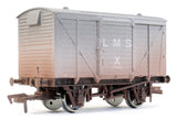 Dapol 4F-011-034 OO Gauge Ventilated Van LMS Grey 117870 Weathered