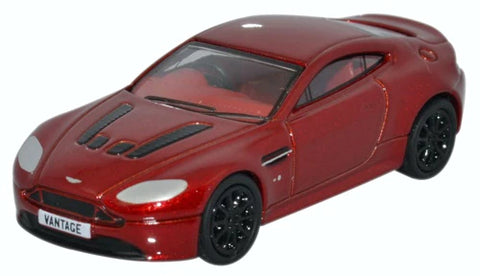 Oxford Diecast 76AMVT001 1:76/OO Gauge Aston Martin V12 Vantage S Volcano Red