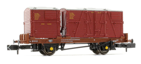 Rapido Trains 921004 N Gauge BR ‘Conflat P’ Wagon B933127 (crimson containers)
