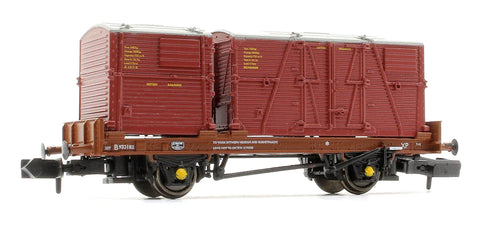Rapido Trains 921005 N Gauge BR ‘Conflat P’ Wagon B933182 (crimson containers)