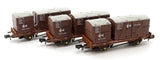 Rapido Trains 921017 N Gauge BR ‘Conflat P’ Triple Pack B (with bauxite containers)