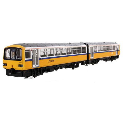 EFE Rail E83025 OO Gauge Class 143 2-Car DMU 143622 BR Tyne & Wear PTE