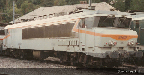 Arnold HN2588S N Gauge SNCF CC6512 Electric Locomotive Beton IV (DCC-Sound)