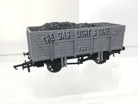 Dapol B637 OO Gauge 9 Plank Wagon Gas Light & Coke Co