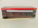Hornby R9815 OO Gauge Skaledale Covered Loading Bay
